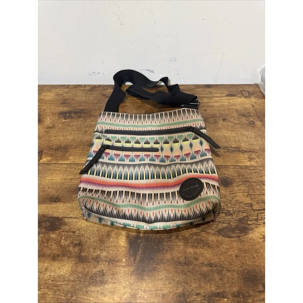 Dakine Jojo geometric crossbody bag with adjustable strap Aztec